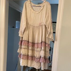 Paper Lace Ruffle Elegant Cream Dress Large